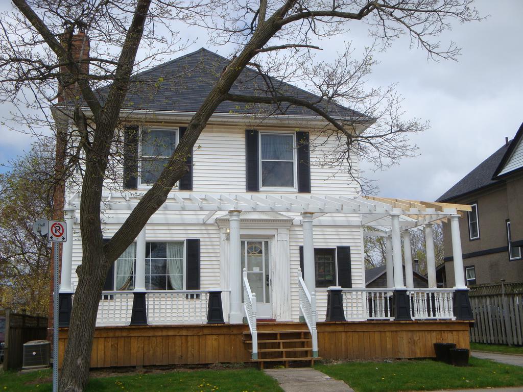 Somewhere In Time Bed And Breakfast Niagara Falls
