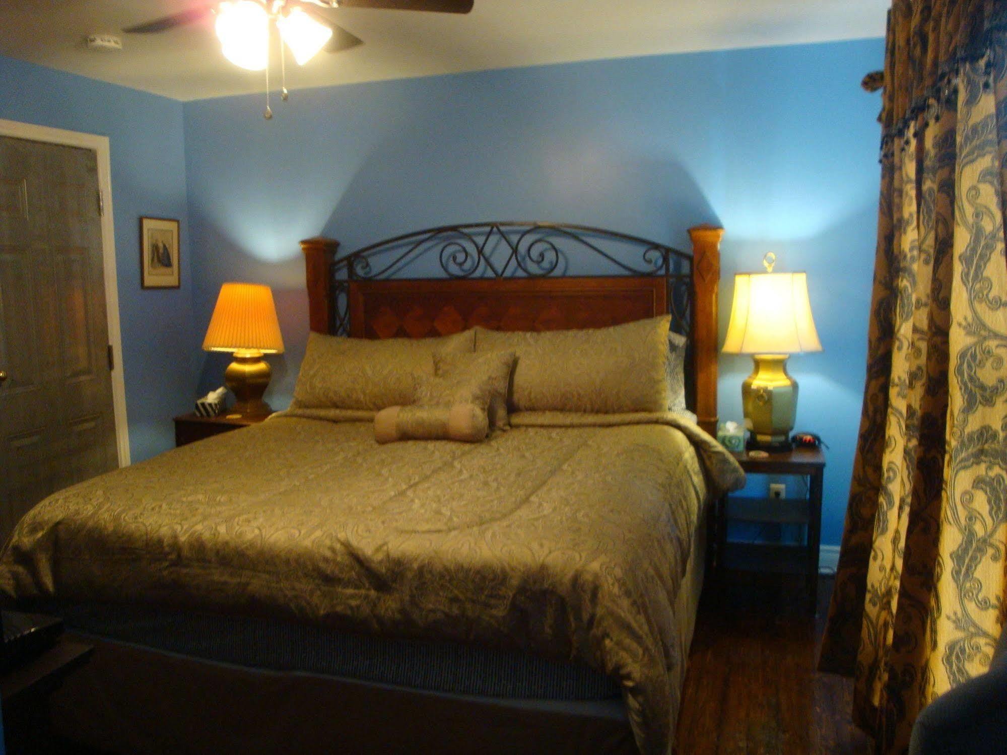 Somewhere In Time Bed And Breakfast